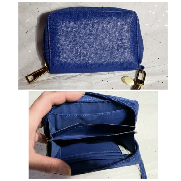 NWOT Liz Claiborne Blue Wristlet Wallet - Picture 2 of 3